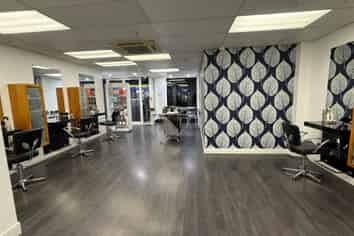 Established Hair Salon Prime Richmond Position
