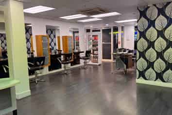 Established Hair Salon Prime Richmond Position