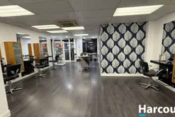Established Salon-Prime Location Richmond - Tasman