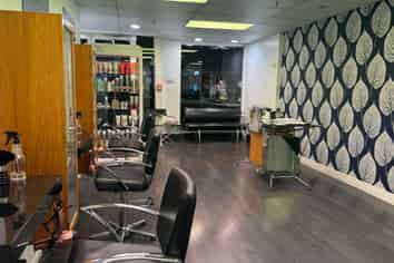 Established Hair Salon Prime Richmond Position