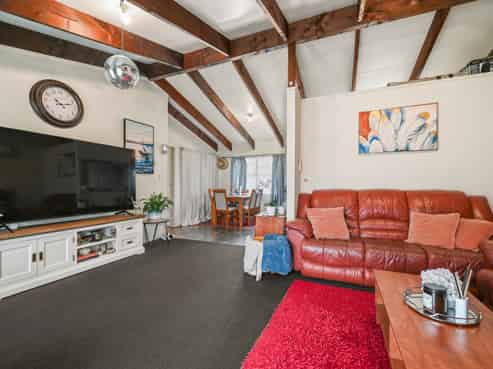 42B Elizabeth Street, Victoria