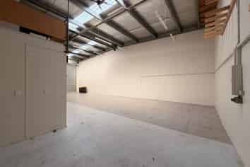 Tidy Industrial Unit - Middleton