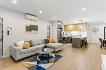 64A Rosewarne Crescent, Glendene