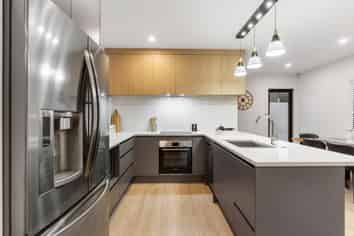 64A Rosewarne Crescent, Glendene