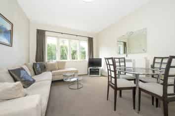 3/2 Salisbury Street, Herne Bay