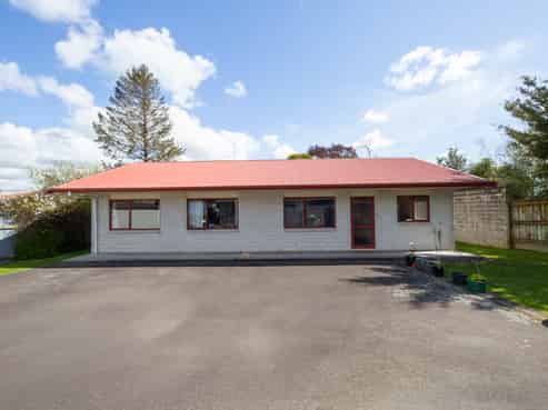 131A Church Street, West End
