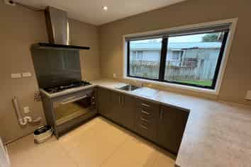 71 Edgewater Drive, Pakuranga