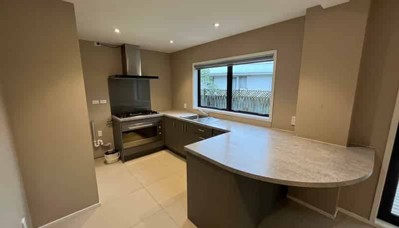 71 Edgewater Drive, Pakuranga