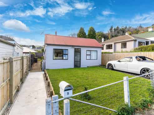 5 Montague Street, North East Valley