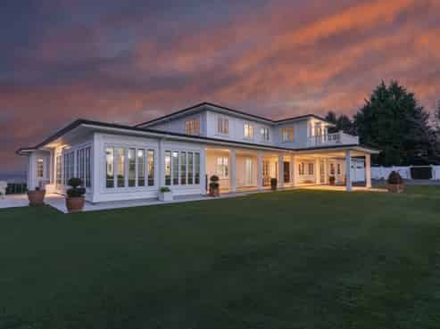 423 Gillespie Place, Acacia Bay