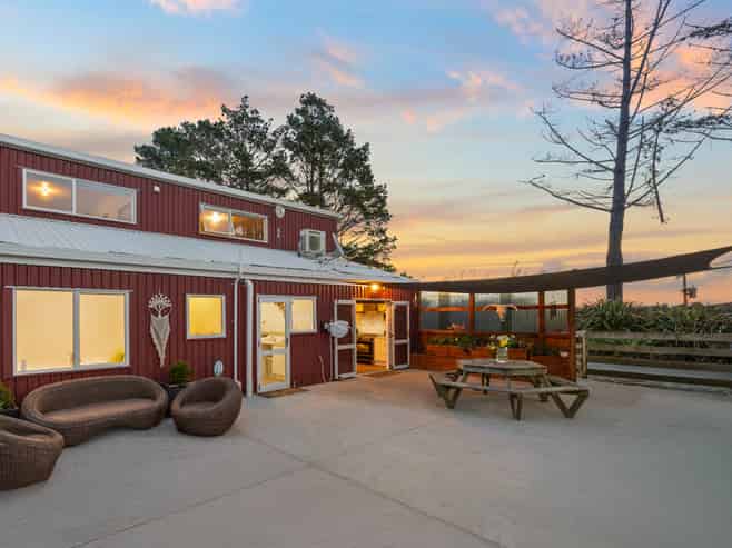 555 Bickerstaffe Road, Maungaturoto