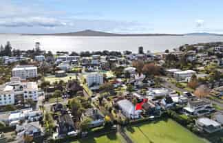 11B Tagalad Road, Mission Bay