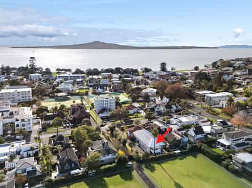 11B Tagalad Road, Mission Bay