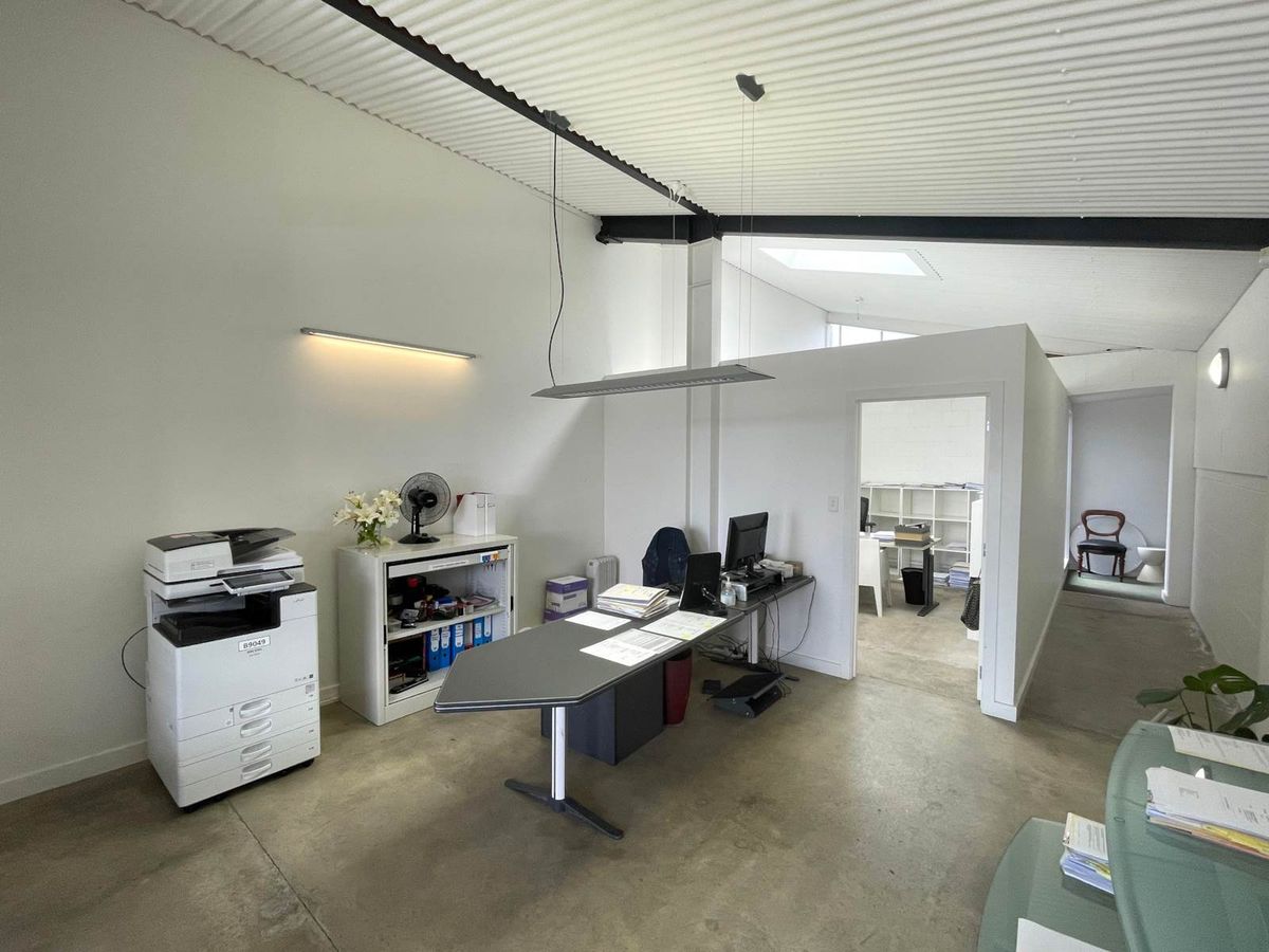 TIDY GREY LYNN OFFICE
