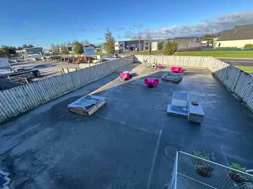 Large Papamoa Warehouse!