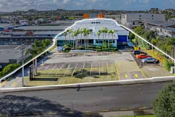 Substantial Wairau Industrial Facility + Yard