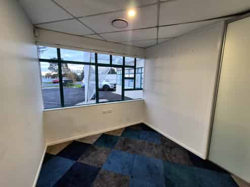 Leasing opportunity in the heart of New Lynn