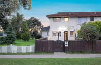 1/62 Great South Road, Papatoetoe