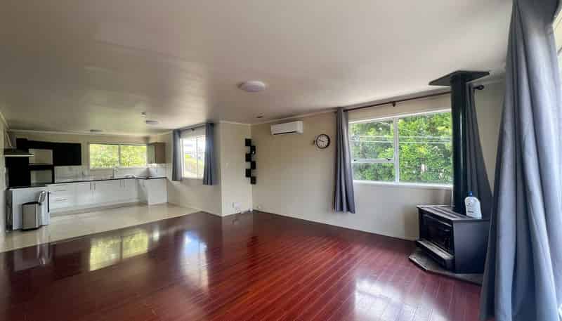 139 Triangle Road, Massey
