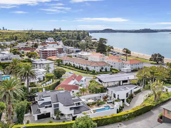 9 Selwyn Avenue, Mission Bay