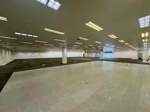 Centre of the Population, High-Profile Bulk Retail Opportunity