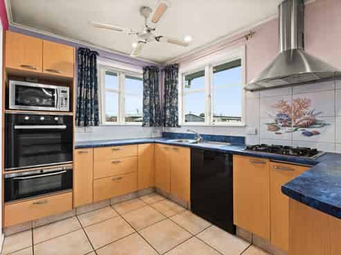 64 Coverdale Street, Onekawa