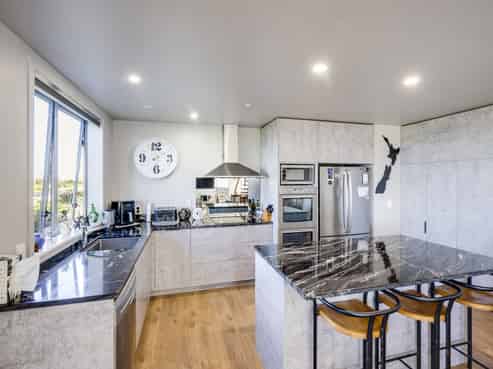 268 Whirinaki Road, Bay View