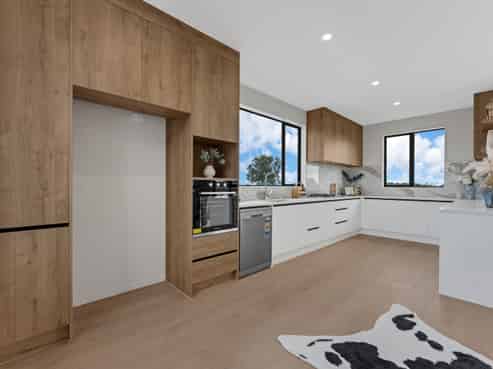 14A MCLARIN ROAD, Glenbrook