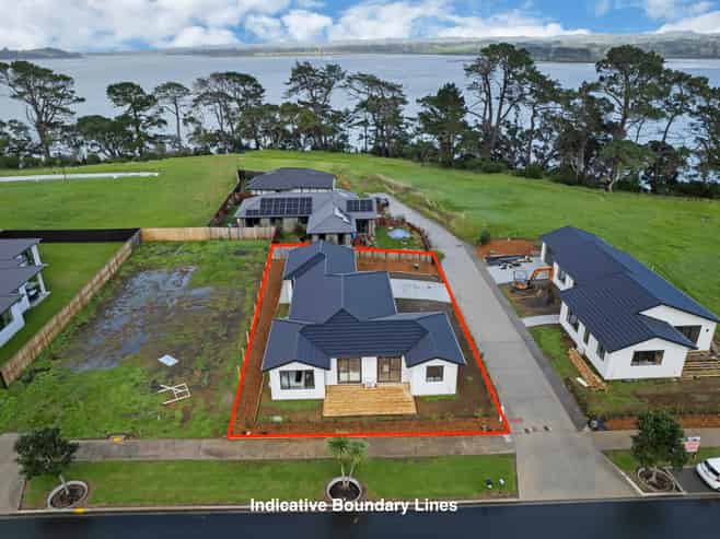14A MCLARIN ROAD, Glenbrook