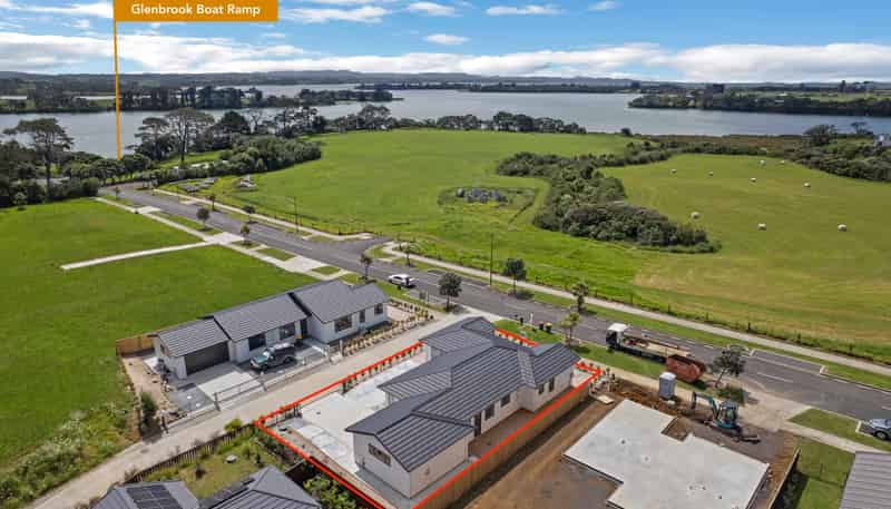 14A MCLARIN ROAD, Glenbrook