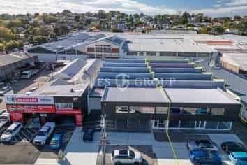 770m² Refurbished Industrial + Showroom