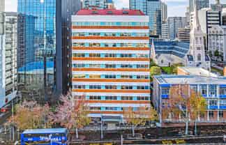 MOTIVATED VENDOR – MODERN FULL-FLOOR OFFICE IN...