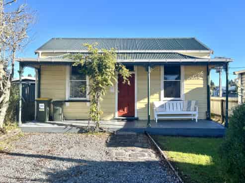 84 Seddon Street, Kumara