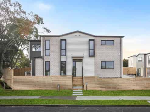 12 Kurnell Drive, Botany Downs