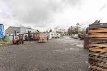 2000m² Secure Yard with Workshop in Drury