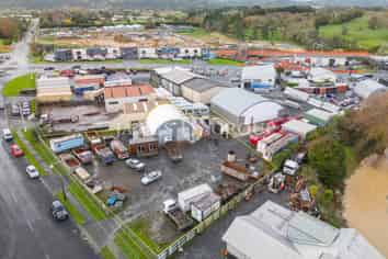 2000m² Secure Yard with Workshop in Drury