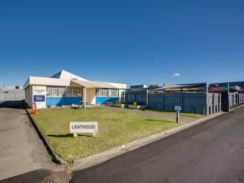 Two Tenants  - One great opportunity!