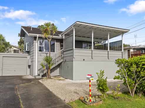 2/30A Glenvar Road, Torbay