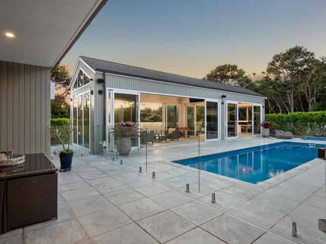  20 Stevensons Crescent, Albany