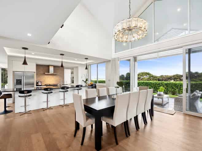  20 Stevensons Crescent, Albany