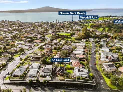 56 Lake Road, Devonport