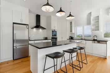 312 Birdwood Road, Massey