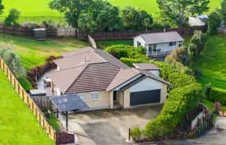 312 Birdwood Road, Massey