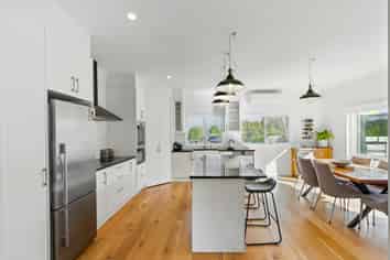 312 Birdwood Road, Massey