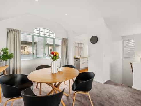 6/93A Kelburn Parade, Kelburn