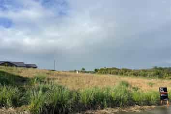   Angiangi Crescent, Beachlands