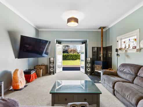 144 Nelson Crescent, Napier South