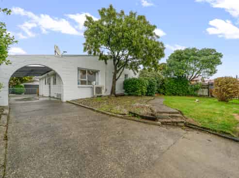86 Dunbeath Crescent, Kew
