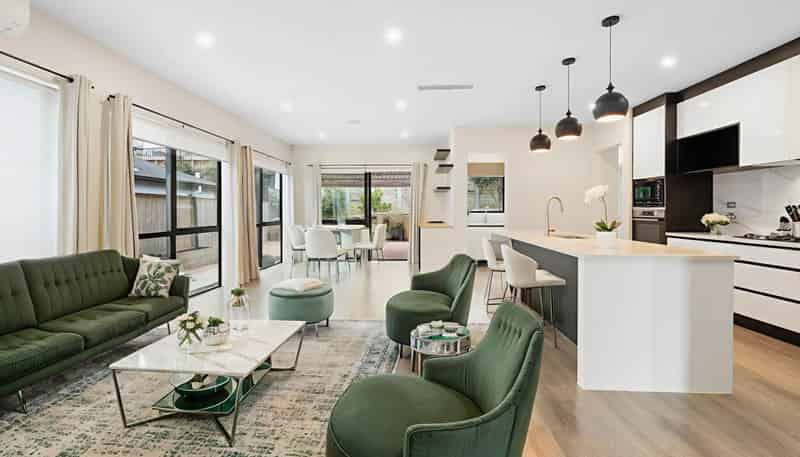8 Hauhake Road, Flat Bush