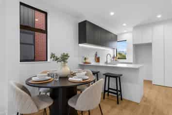 5/5 Donald Place, Merivale
